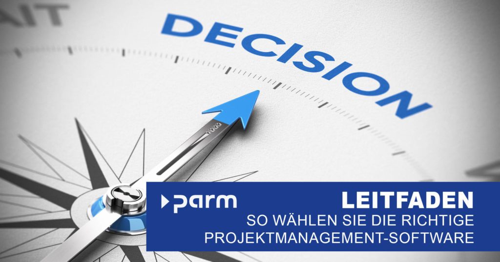 Post_Auswahl_PM-Software Kompass, der auf das Wort Entscheidung zeigt dazu Schriftzug "Leitfaden - wie wählt man die richtige Projektmanagement-Software?"
